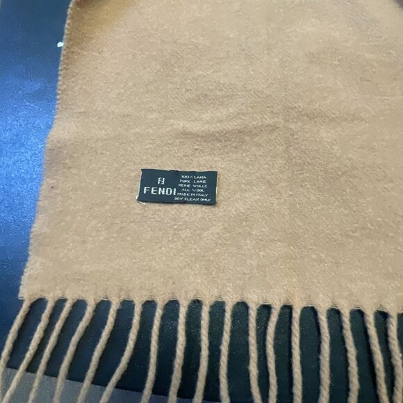 Fendi Camel Wool Fringed Scarf Fendi Logo Embroidered - Picture 10 of 10
